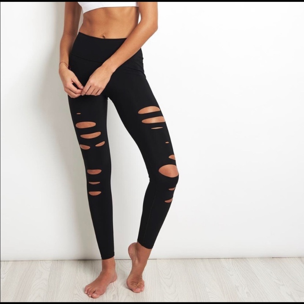 Alo yoga ripped warrior leggings
